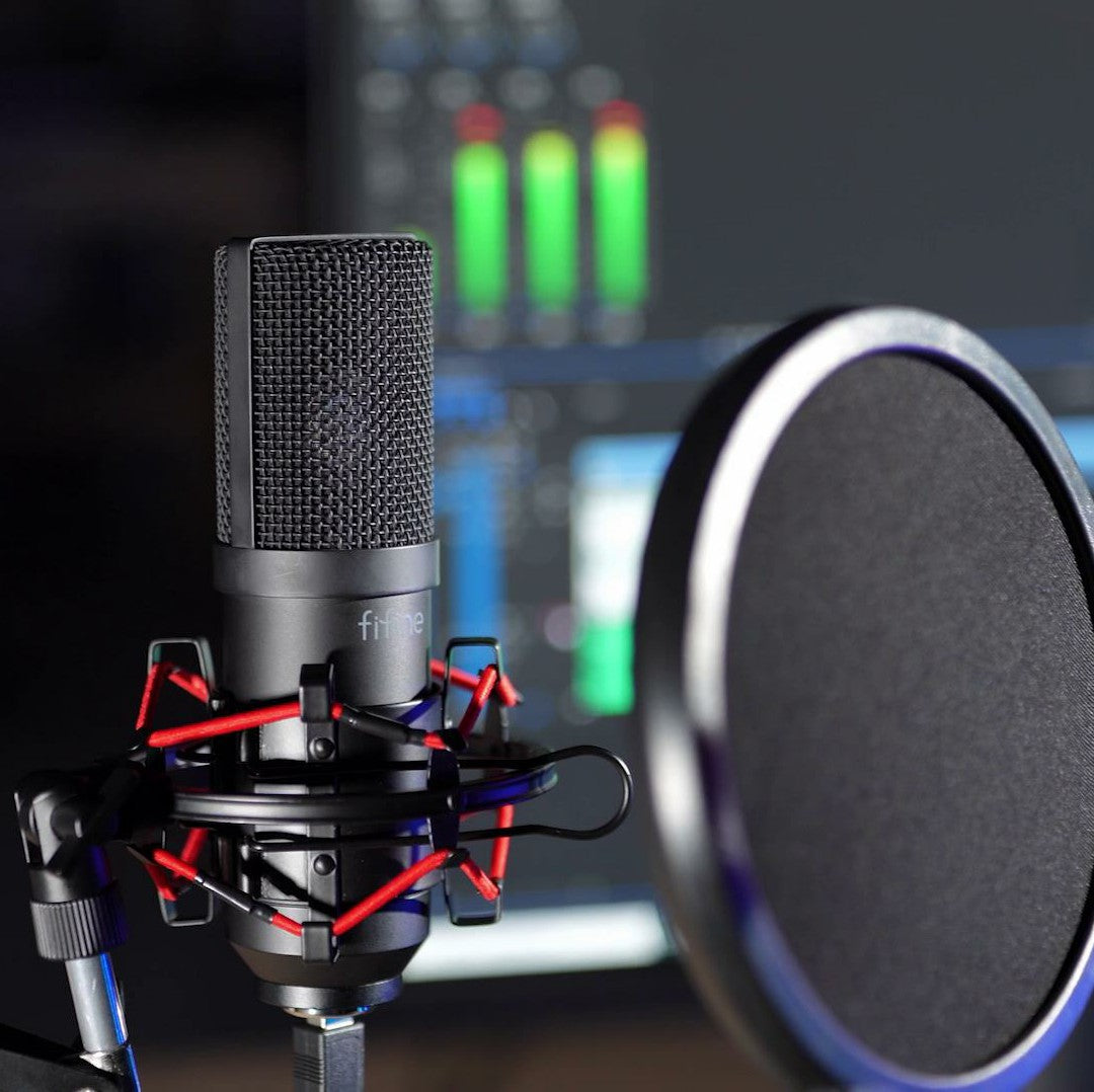 FIFINE T732 USB Microphone on adjustable stand